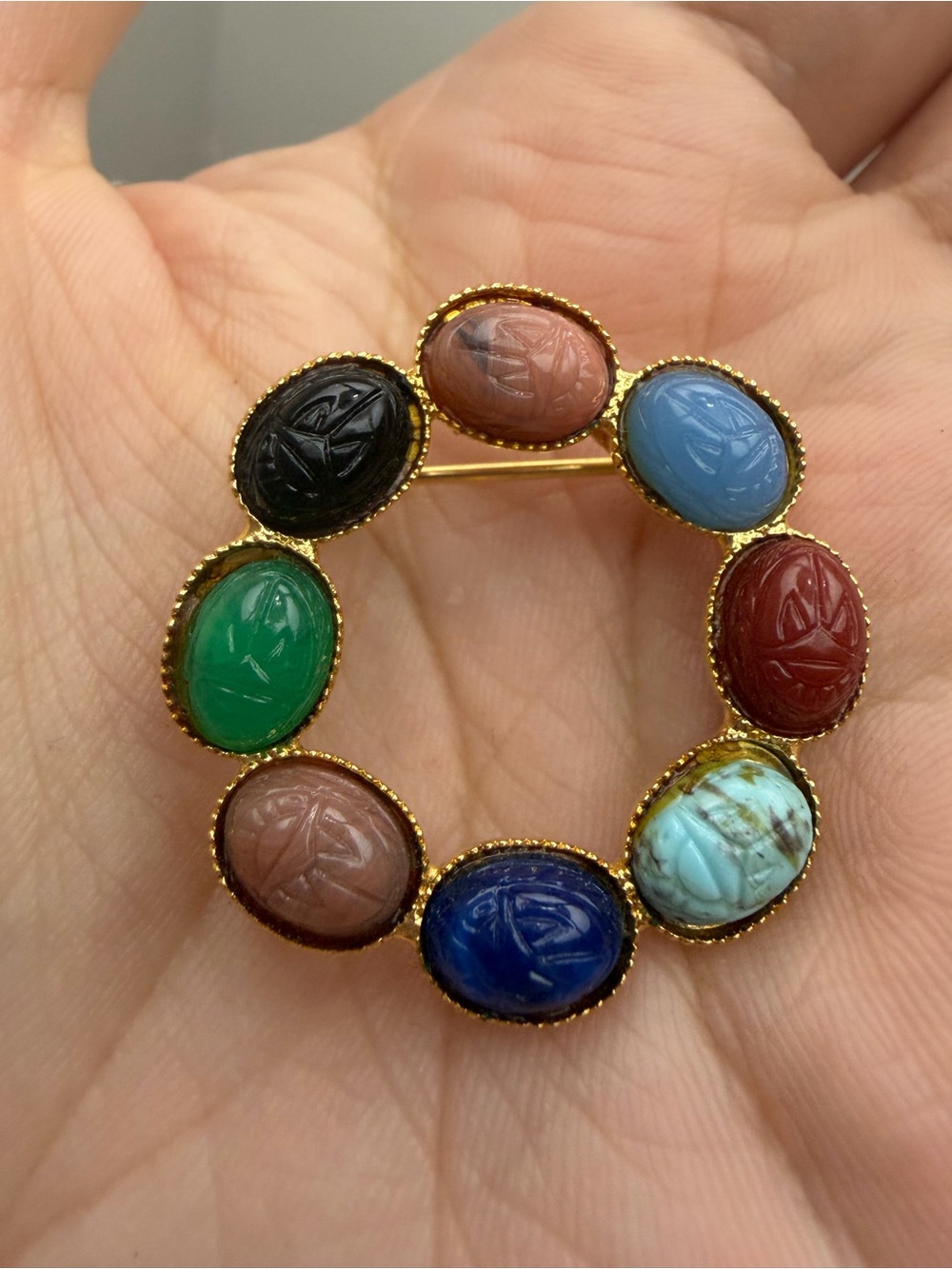 Multicolor Scarab Cabochon Circle Brooch - Gold Tone